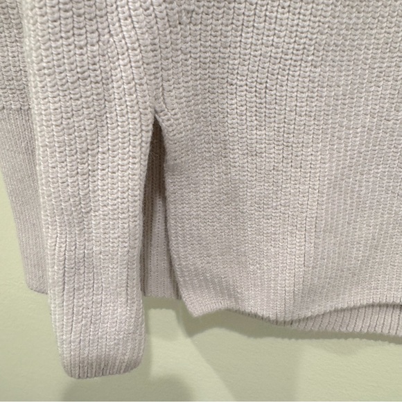 Lululemon Merino Wool-Blend Ribbed Crewneck Sweater Size 6 - Picture 7 of 8